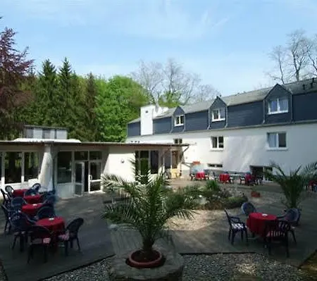 Schroeders Stadtwaldhotel Szálloda