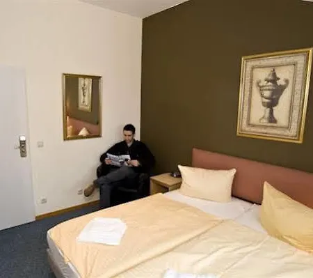 Szálloda Schroeders Stadtwaldhotel 3*