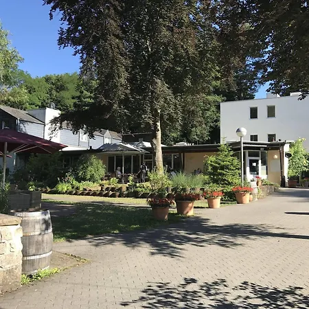 Schroeders Stadtwaldhotel Szálloda
