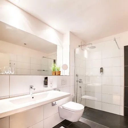 Schroeders Stadtwaldhotel Szálloda 3*