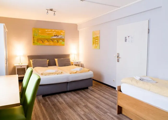 Schroeders Stadtwaldhotel מלון טרייר