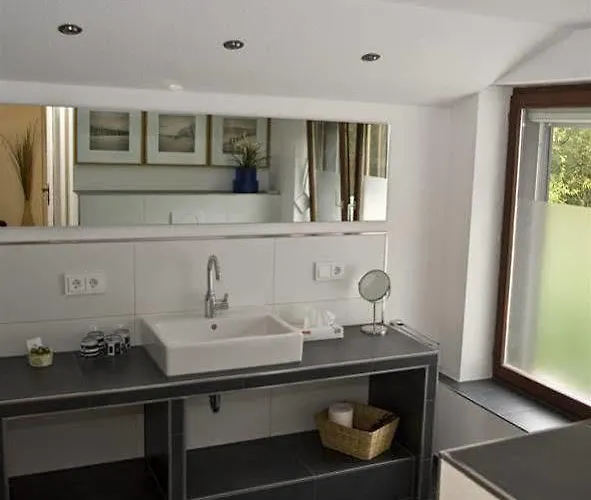 מלון Schroeders Stadtwaldhotel